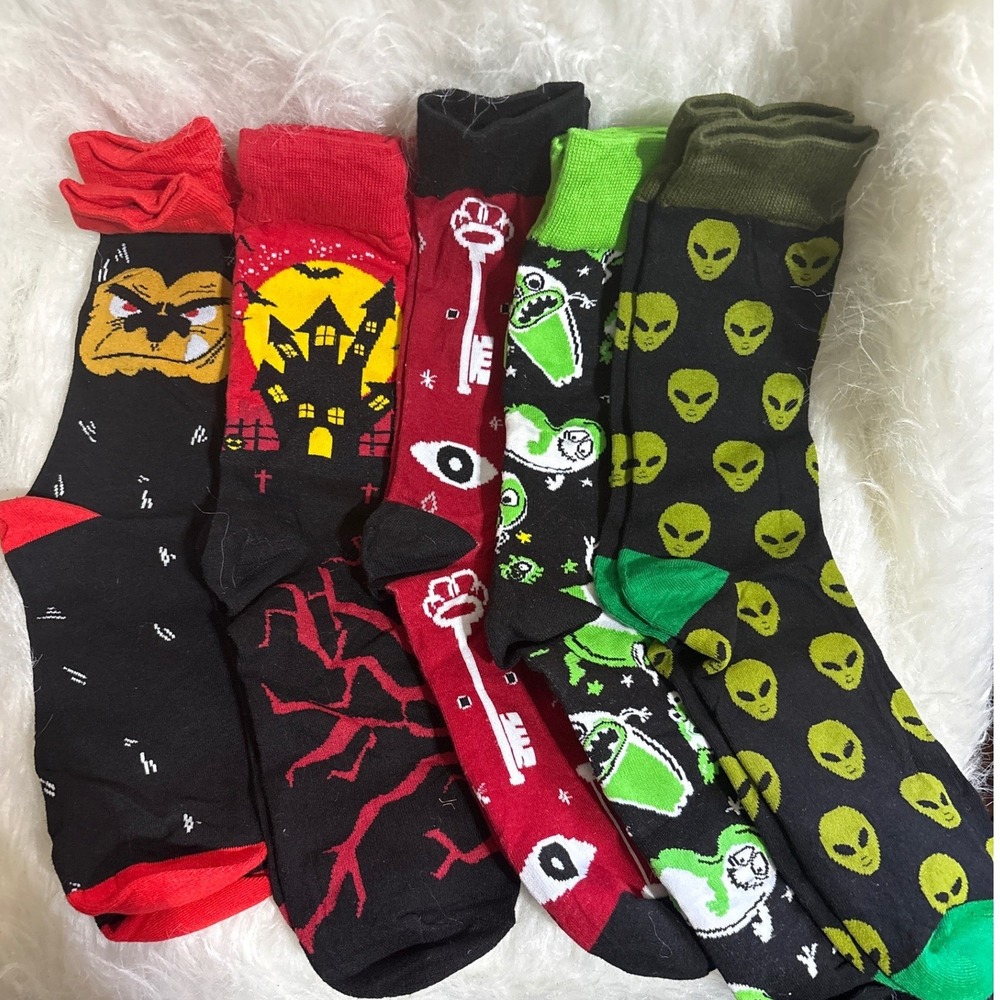 Unbranded Crew Socks Unisex OS Novelty Multicolor Graphic 5 Pair Halloween Alien